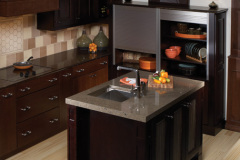 Kitchen Cabinets & Countertops